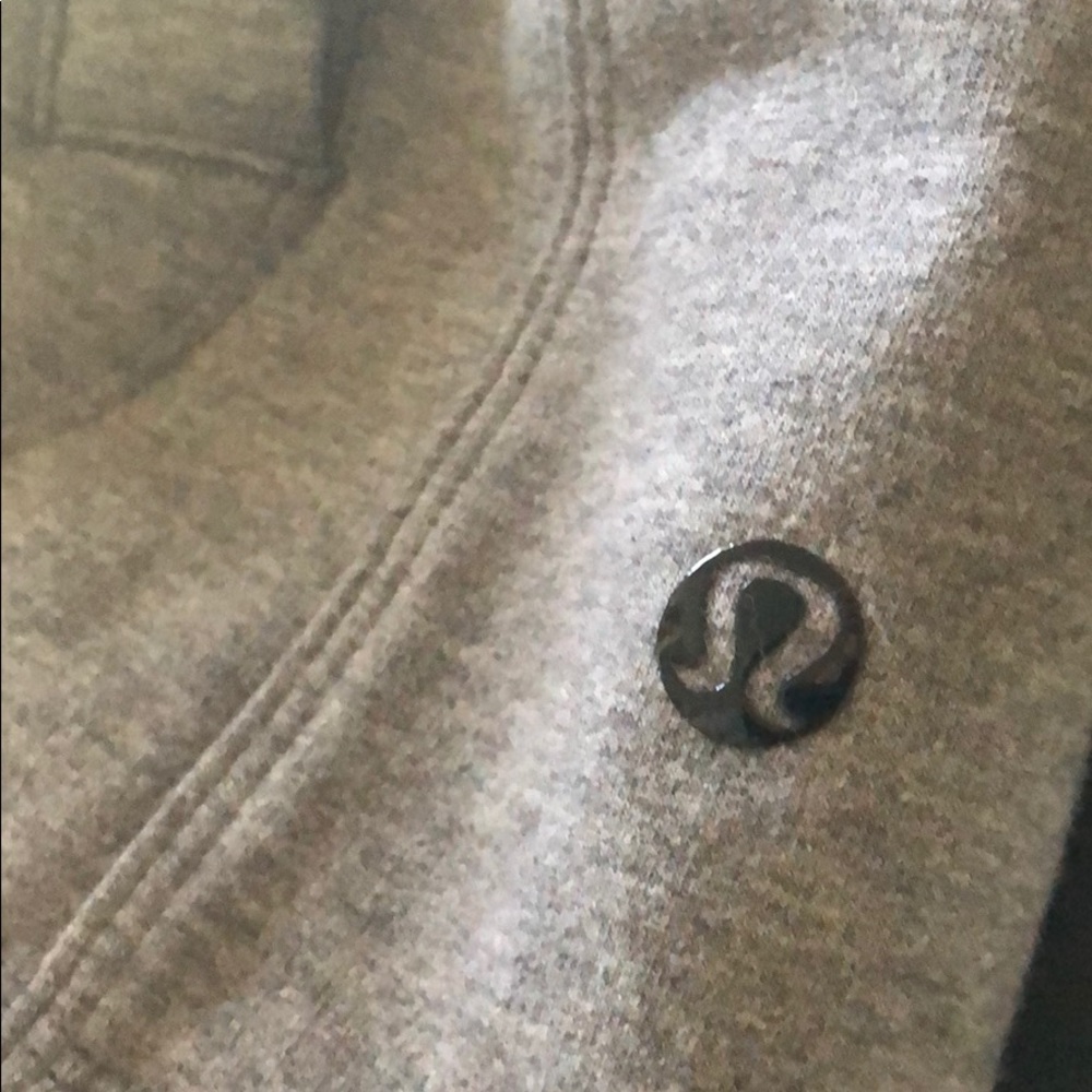 Lululemon jacket medium - Picture 2 of 3